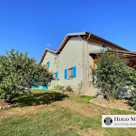 Holiday home Les Volets Bleus