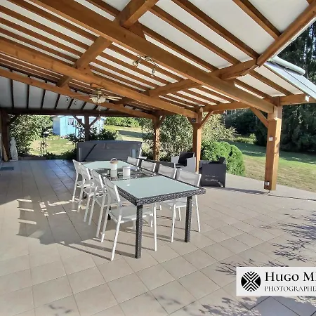 Holiday home Les Volets Bleus