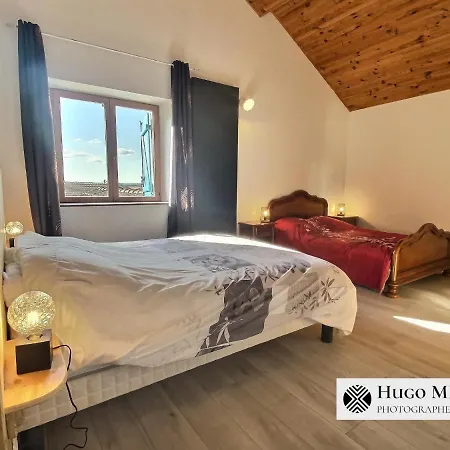 Les Volets Bleus Hébergement de vacances La Chapelle-aux-Bois