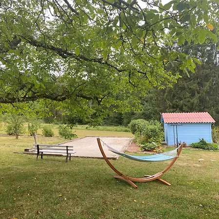 Les Volets Bleus La Chapelle-aux-Bois